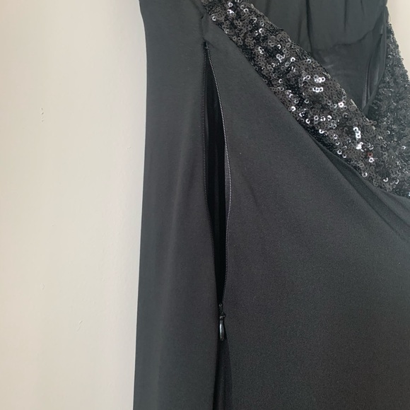 Black Long Dress with sequins appliqué open back - Picture 4 of 8